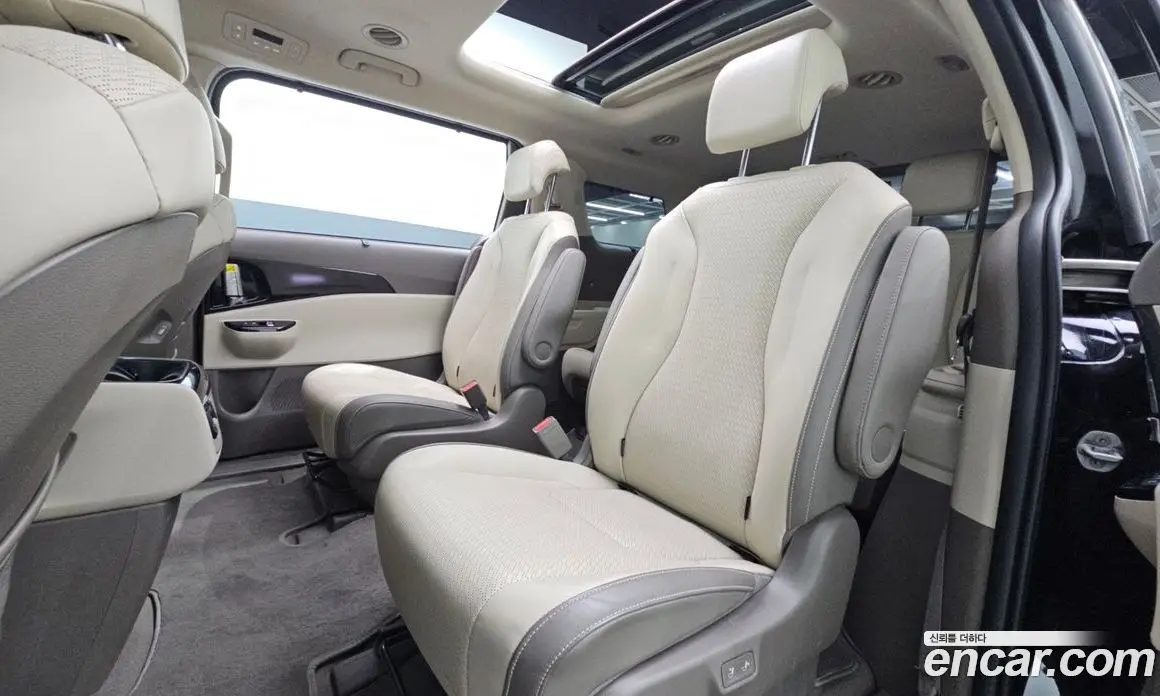 Kia Carnival 2022 2.2 автомат (гидро), фото 13