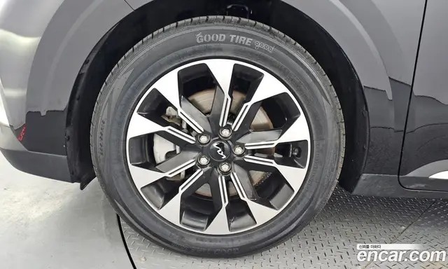 Kia Carnival 2022 2.2 автомат (гидро), миниатюра 5