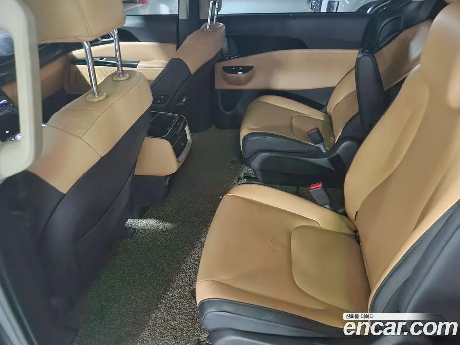 Kia Carnival 2022 3.5 автомат (гидро), фото 10
