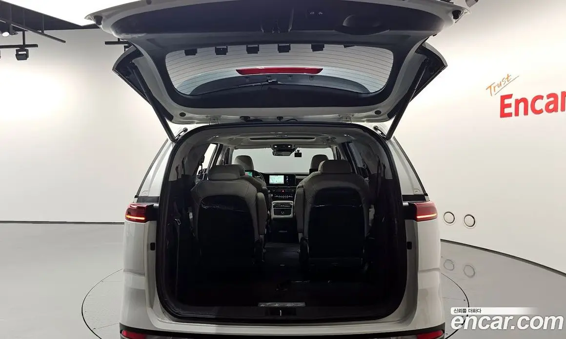 Kia Carnival 2022 3.5 автомат (гидро), фото 20
