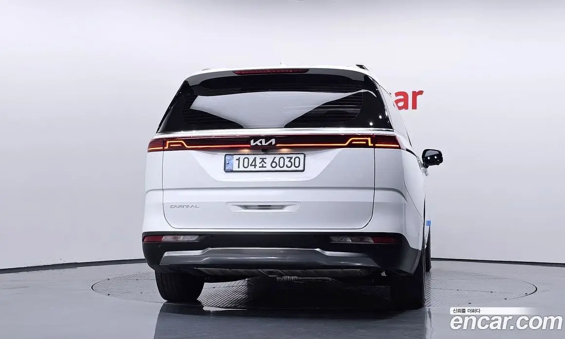 Kia Carnival 2022 3.5 автомат (гидро), фото 4