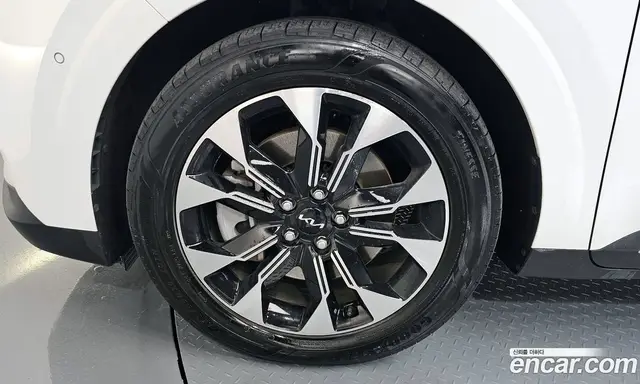 Kia Carnival 2022 3.5 автомат (гидро), миниатюра 5