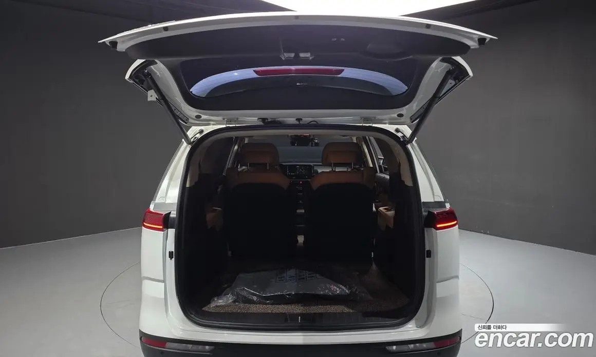 Kia Carnival 2022 3.5 автомат (гидро), фото 20