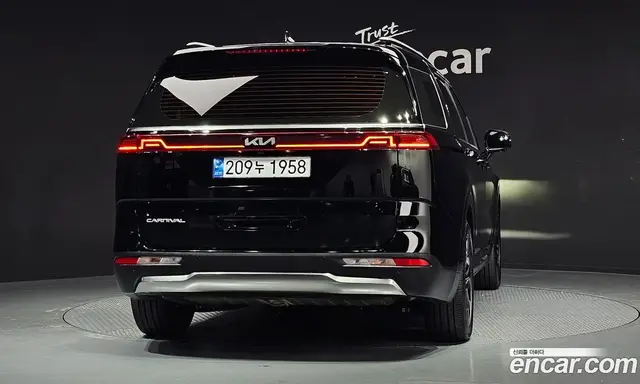 Kia Carnival 2022 2.2 автомат (гидро), миниатюра 4 Kia Carnival 2022 2.2 автомат (гидро), миниатюра 4