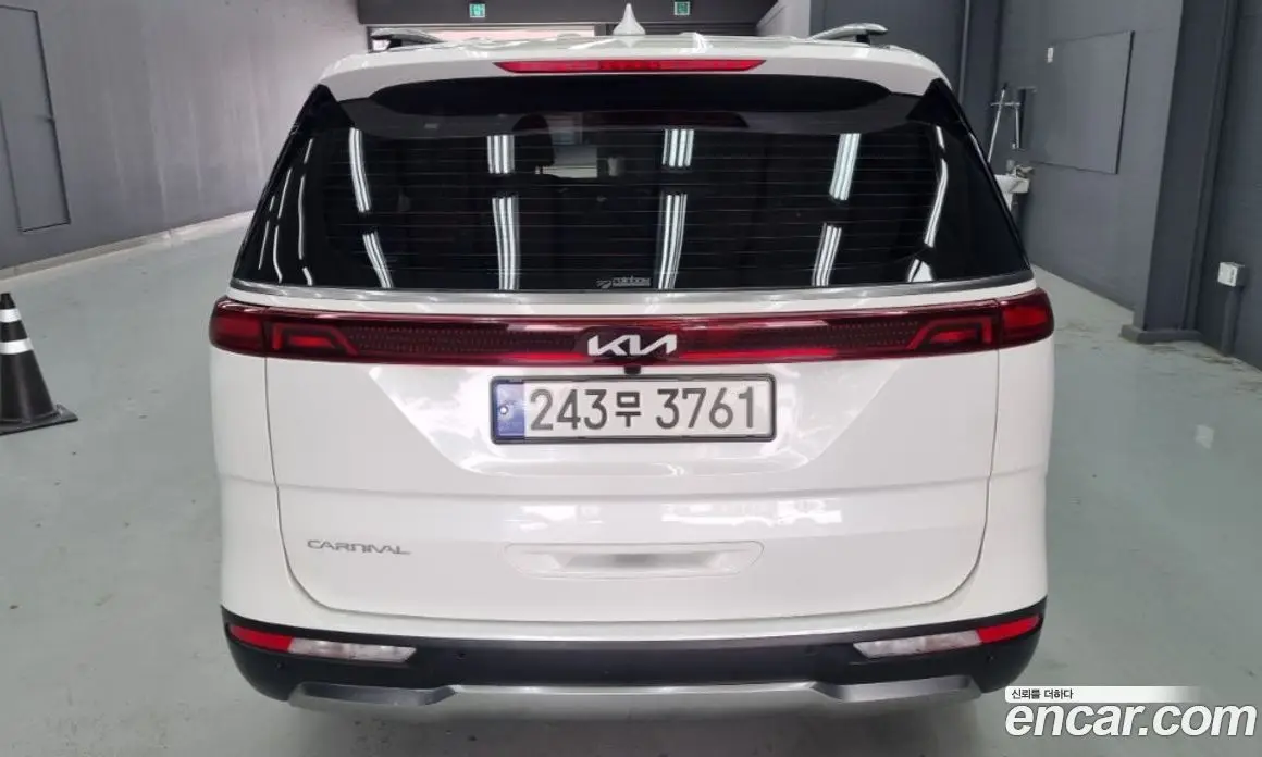 Kia Carnival 2023 3.5 автомат (гидро), фото 4 Kia Carnival 2023 3.5 автомат (гидро), фото 4
