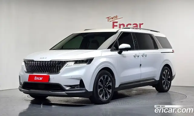 Kia Carnival, 2023, 68 297 км