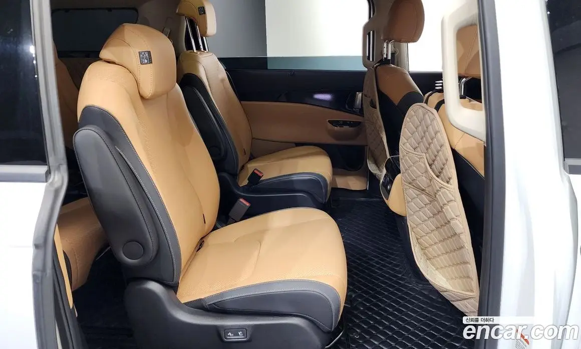 Kia Carnival 2023 3.5 автомат (гидро), фото 11