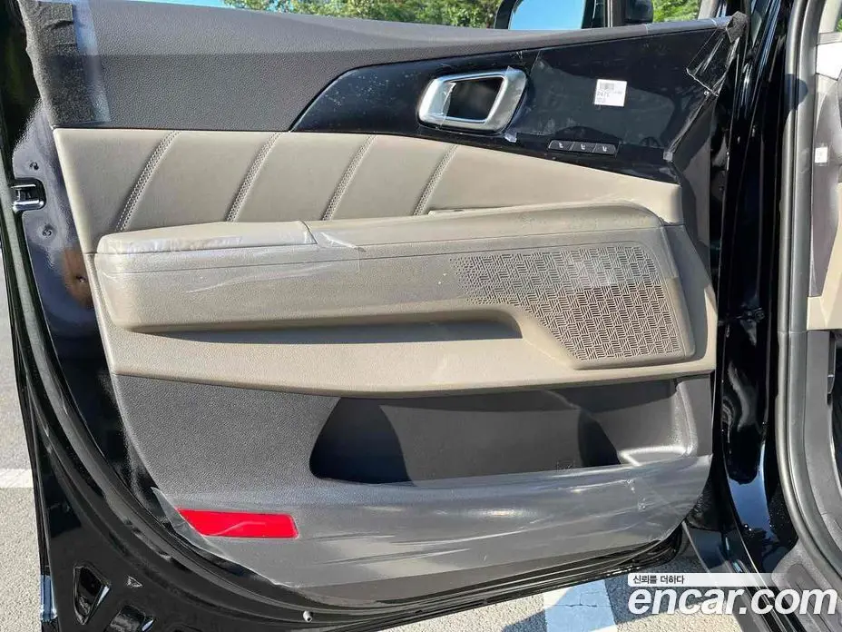 Kia Carnival 2024 2.2 автомат (гидро), фото 12 Kia Carnival 2024 2.2 автомат (гидро), фото 12