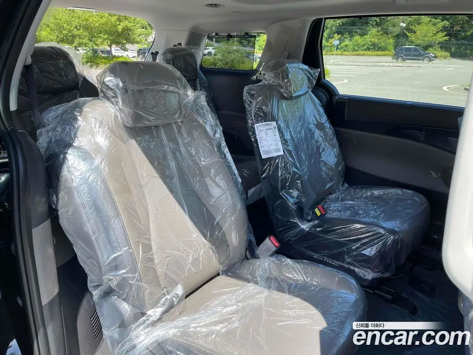 Kia Carnival 2024 2.2 автомат (гидро), фото 17 Kia Carnival 2024 2.2 автомат (гидро), фото 17