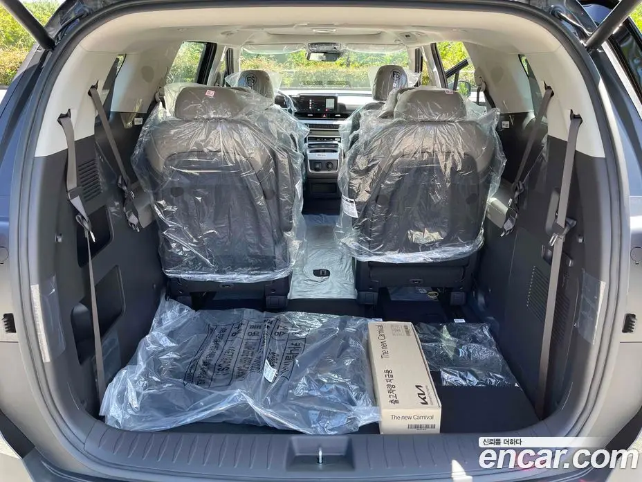 Kia Carnival 2024 2.2 автомат (гидро), фото 18 Kia Carnival 2024 2.2 автомат (гидро), фото 18