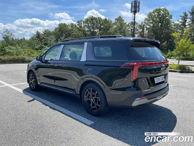 Kia Carnival 2024 2.2 автомат (гидро), миниатюра 3 Kia Carnival 2024 2.2 автомат (гидро), миниатюра 3