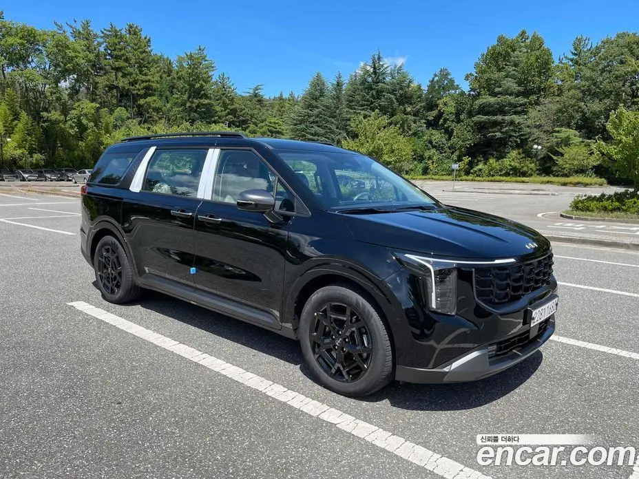 Kia Carnival 2024 2.2 автомат (гидро), фото 7 Kia Carnival 2024 2.2 автомат (гидро), фото 7