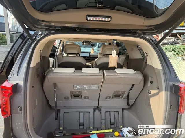 Kia Carnival 2024 3.5 автомат (гидро), миниатюра 9