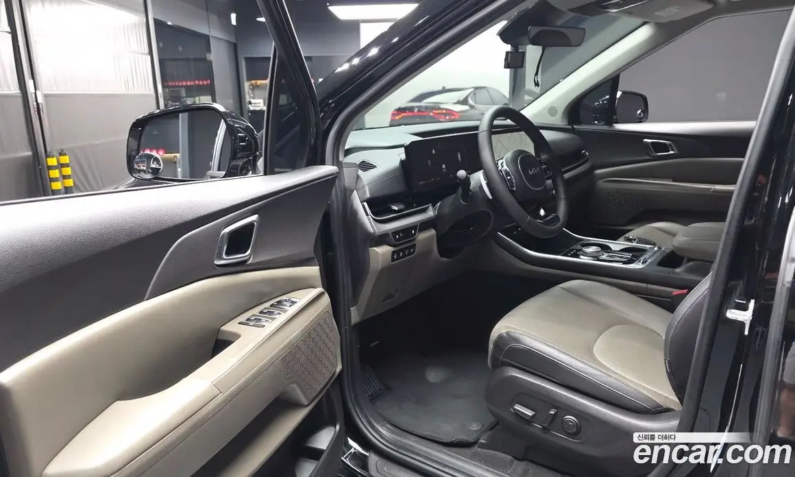 Kia Carnival 2024 1.6 автомат (гидро), фото 13 Kia Carnival 2024 1.6 автомат (гидро), фото 13