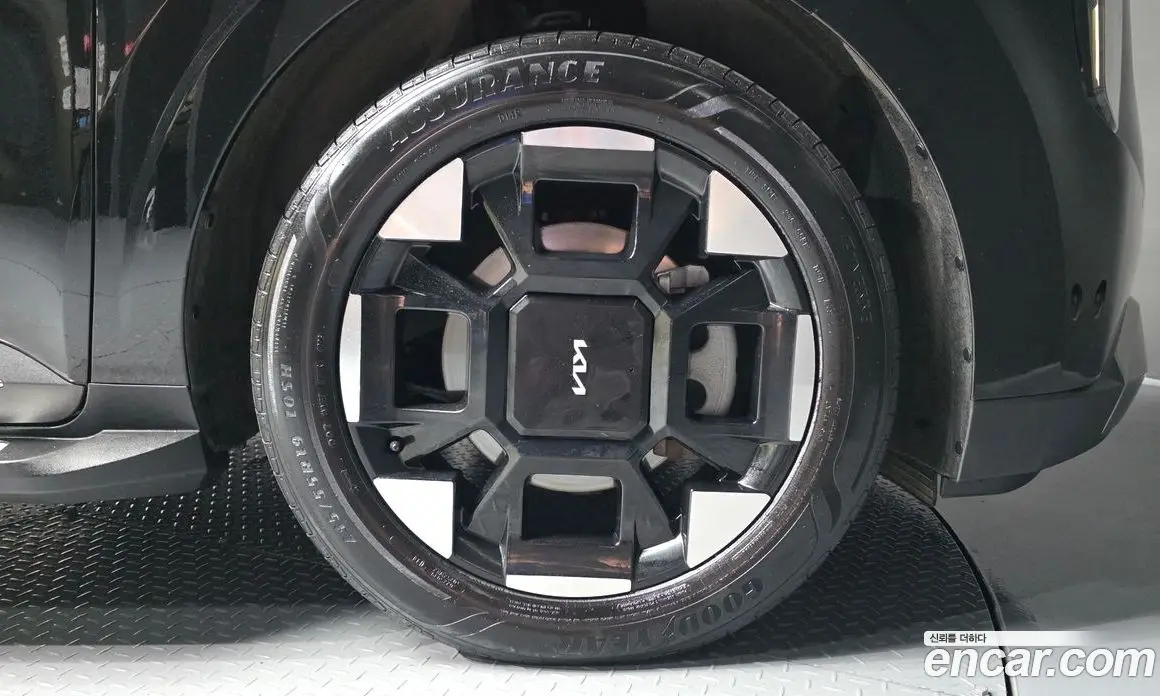 Kia Carnival 2024 1.6 автомат (гидро), фото 7 Kia Carnival 2024 1.6 автомат (гидро), фото 7