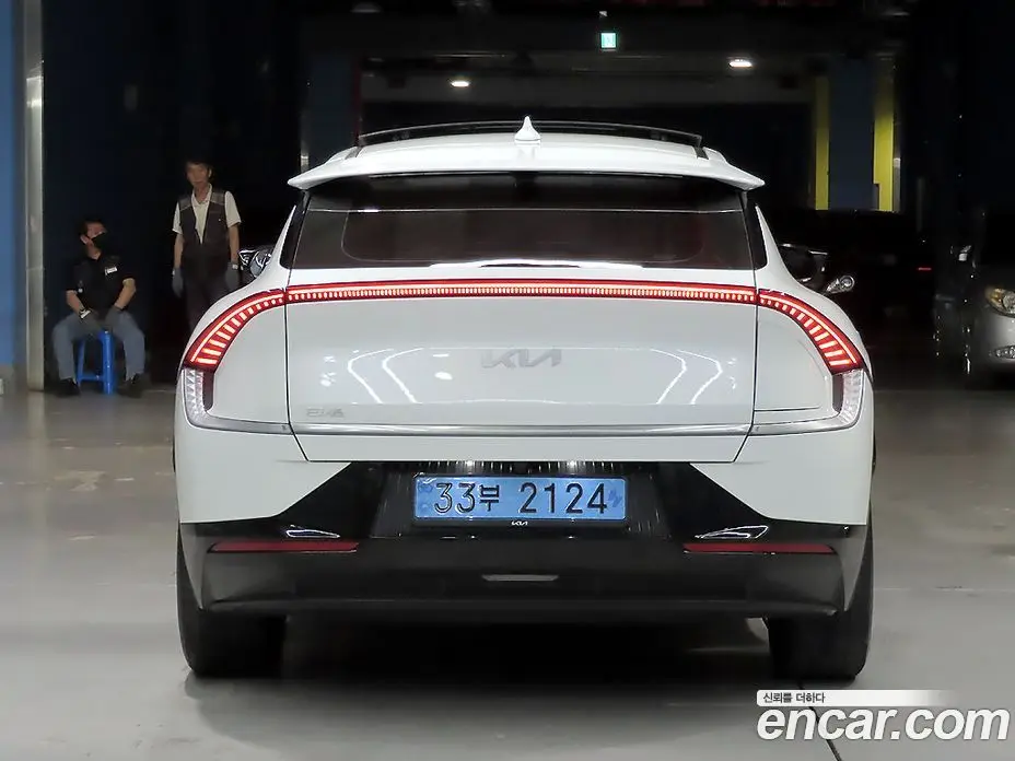 Kia EV6 2022 автомат (гидро), фото 4
