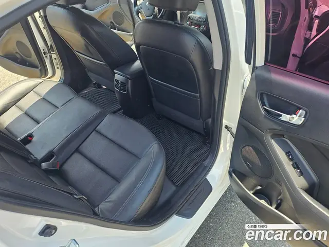 Kia K3 2014 1.6 автомат (гидро), миниатюра 11 Kia K3 2014 1.6 автомат (гидро), миниатюра 11