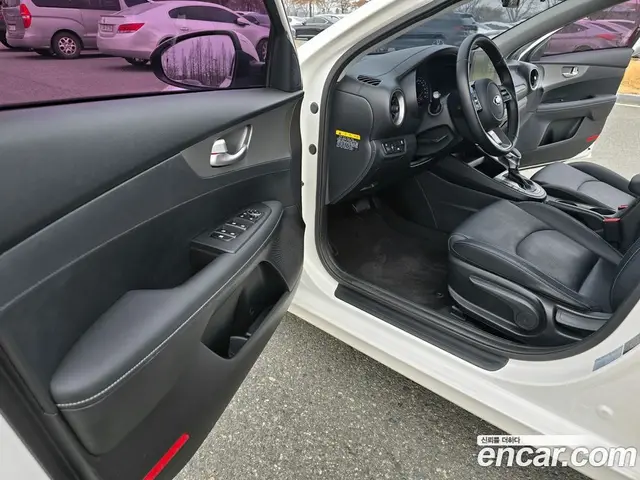 Kia K3 2019 1.6 автомат (гидро), миниатюра 11 Kia K3 2019 1.6 автомат (гидро), миниатюра 11