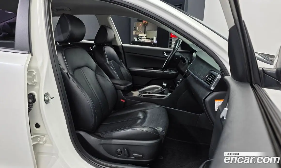 Kia K5 (Optima) 2016 2.0 автомат (гидро), фото 17 Kia K5 (Optima) 2016 2.0 автомат (гидро), фото 17