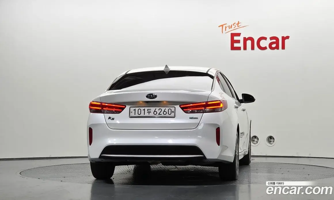 Kia K5 (Optima) 2016 2.0 автомат (гидро), фото 4 Kia K5 (Optima) 2016 2.0 автомат (гидро), фото 4