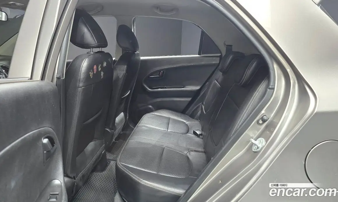 Kia Morning 2011 1.0 автомат (гидро), фото 16 Kia Morning 2011 1.0 автомат (гидро), фото 16