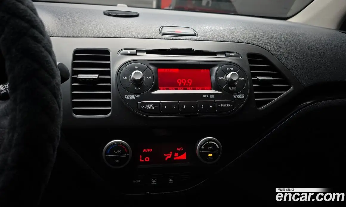 Kia Morning 2011 1.0 автомат (гидро), фото 14