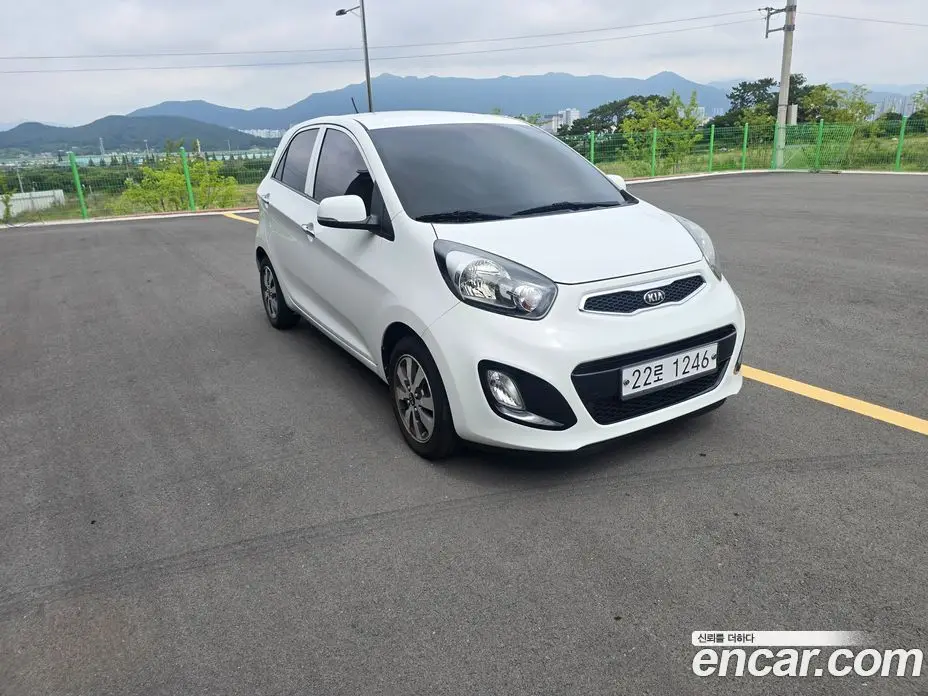 Kia Morning 2013 1.0 автомат (гидро), фото 2 Kia Morning 2013 1.0 автомат (гидро), фото 2
