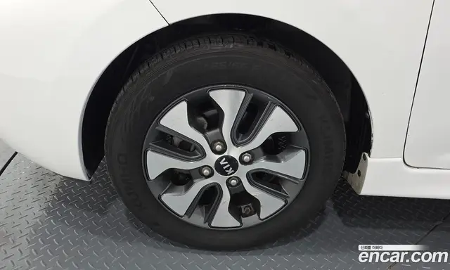 Kia Morning 2016 1.0 автомат (гидро), миниатюра 5 Kia Morning 2016 1.0 автомат (гидро), миниатюра 5