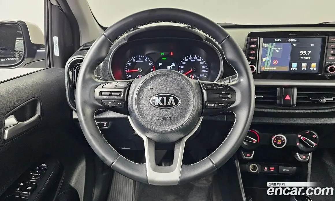 Kia Morning 2018 1.0 автомат (гидро), фото 15