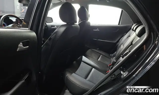 Kia Morning 2018 1.0 автомат (гидро), миниатюра 11