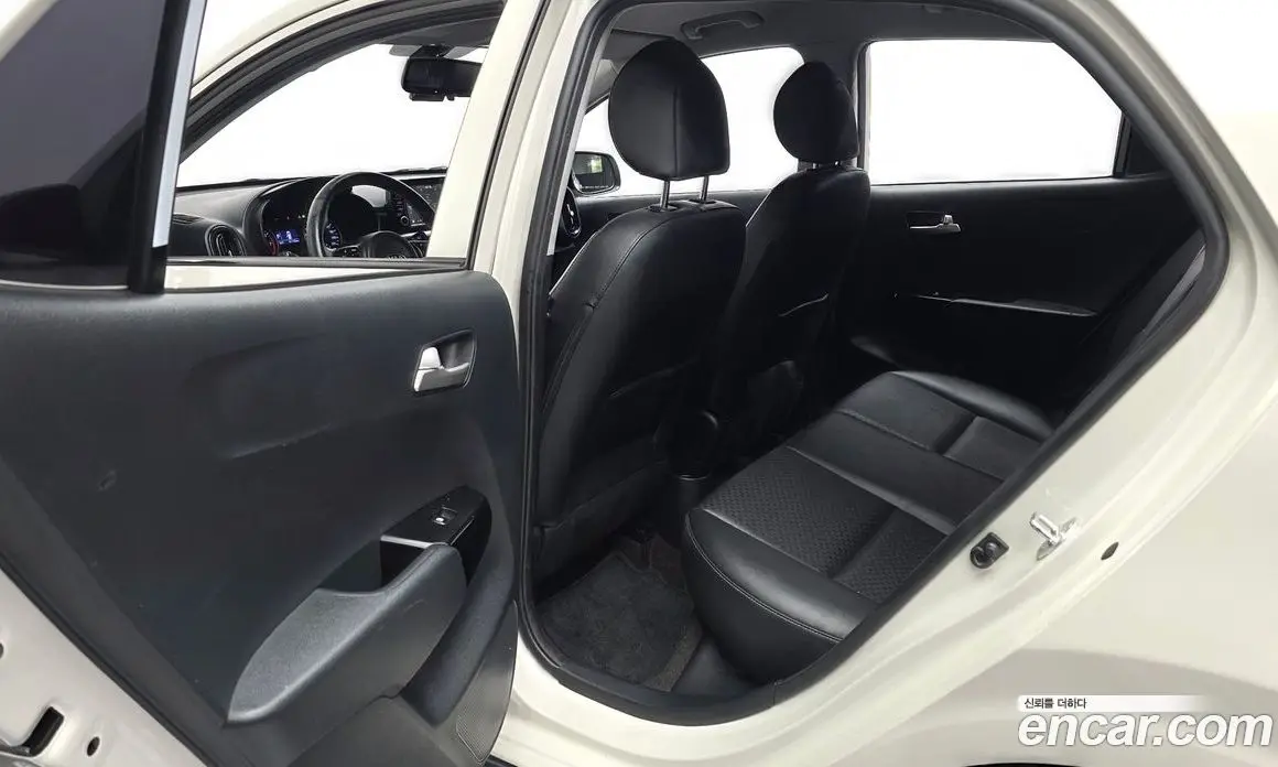 Kia Morning 2019 1.0 автомат (гидро), фото 16