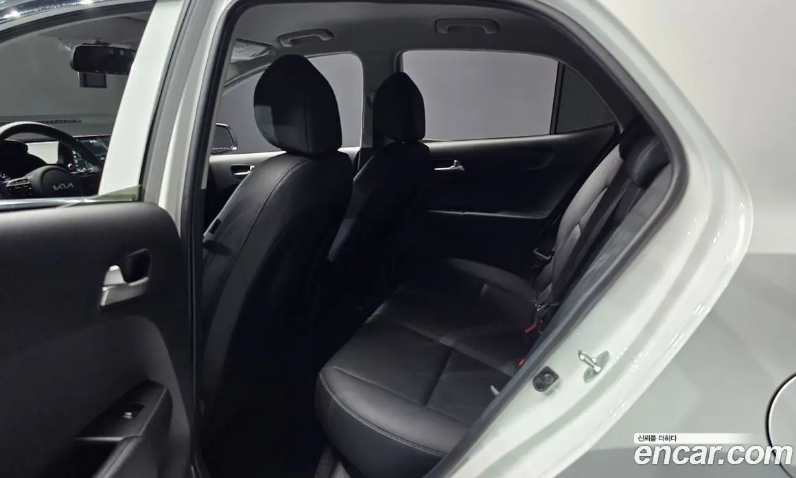 Kia Morning 2022 1.0 автомат (гидро), фото 18 Kia Morning 2022 1.0 автомат (гидро), фото 18