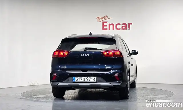 Kia Niro 2021 1.6 автомат (гидро), миниатюра 3