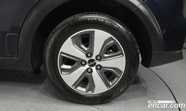 Kia Niro 2021 1.6 автомат (гидро), миниатюра 6