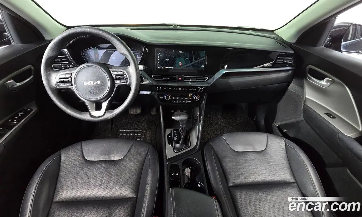 Kia Niro 2021 1.6 автомат (гидро), фото 9