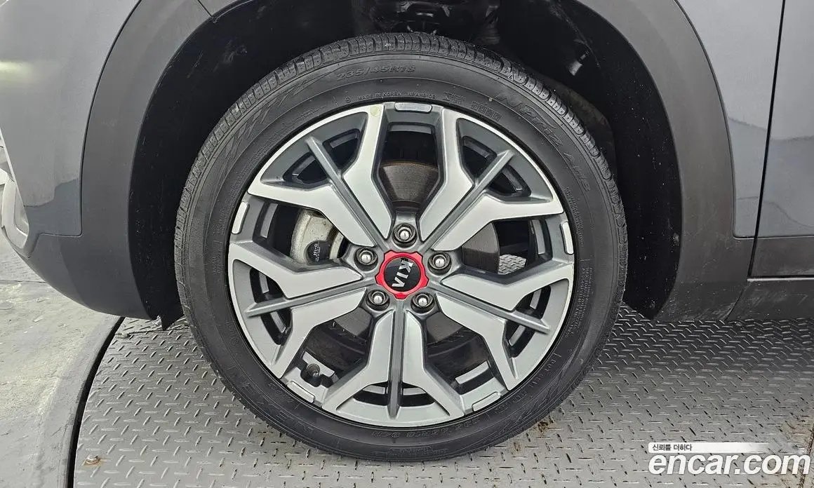 Kia Seltos 2020 1.6 автомат (гидро), фото 5