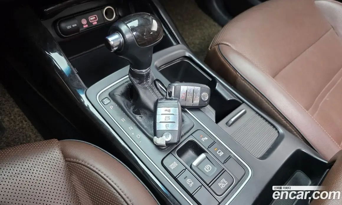 Kia Sorento 2015 2.2 автомат (гидро), фото 11