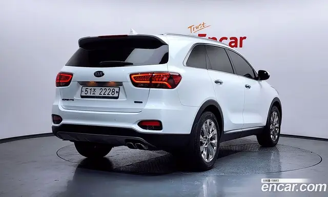 Kia Sorento 2017 2.2 автомат (гидро), миниатюра 2