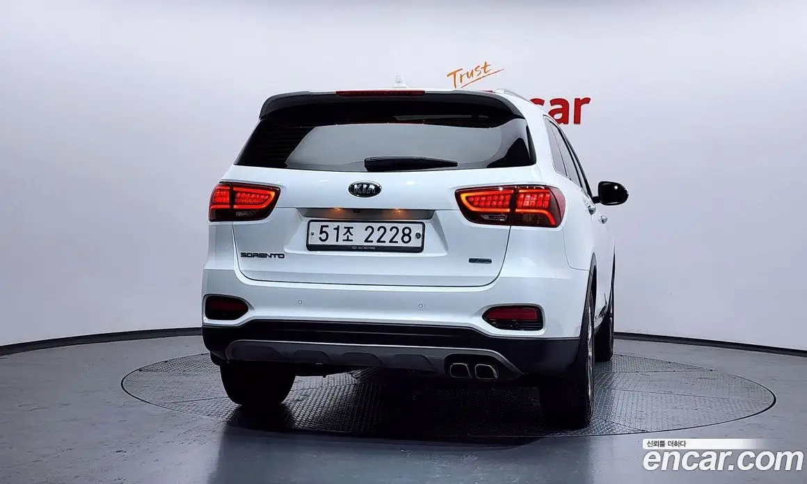 Kia Sorento 2017 2.2 автомат (гидро), фото 4
