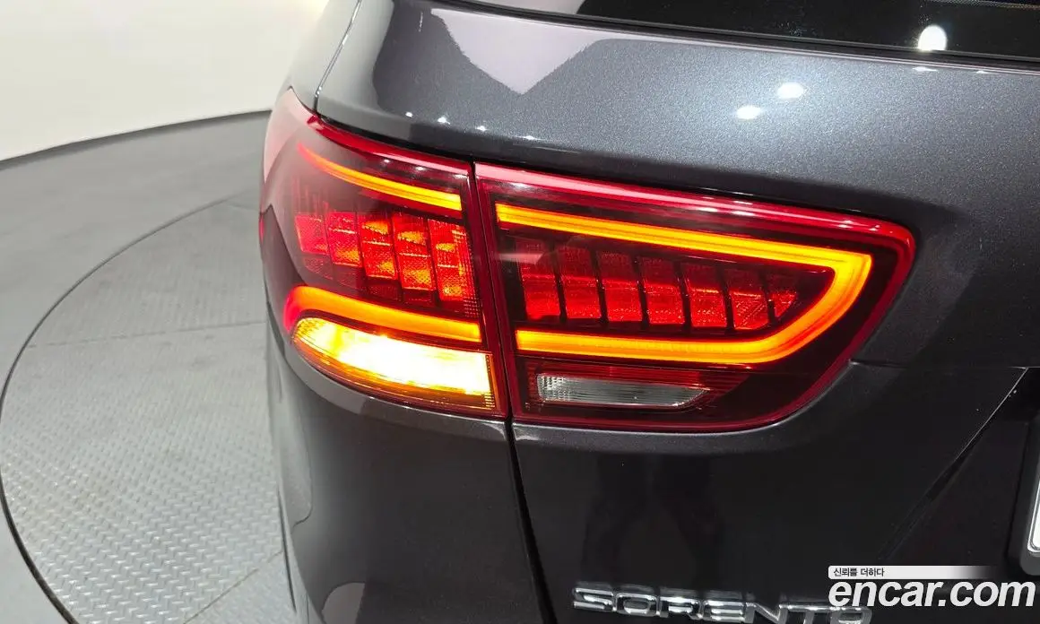 Kia Sorento 2018 2.0 автомат (гидро), фото 9