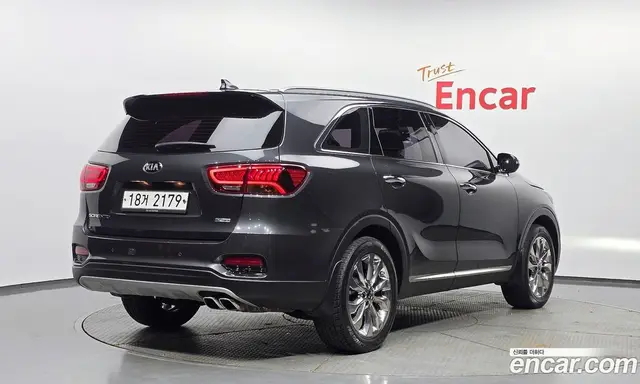 Kia Sorento 2018 2.2 автомат (гидро), миниатюра 2 Kia Sorento 2018 2.2 автомат (гидро), миниатюра 2