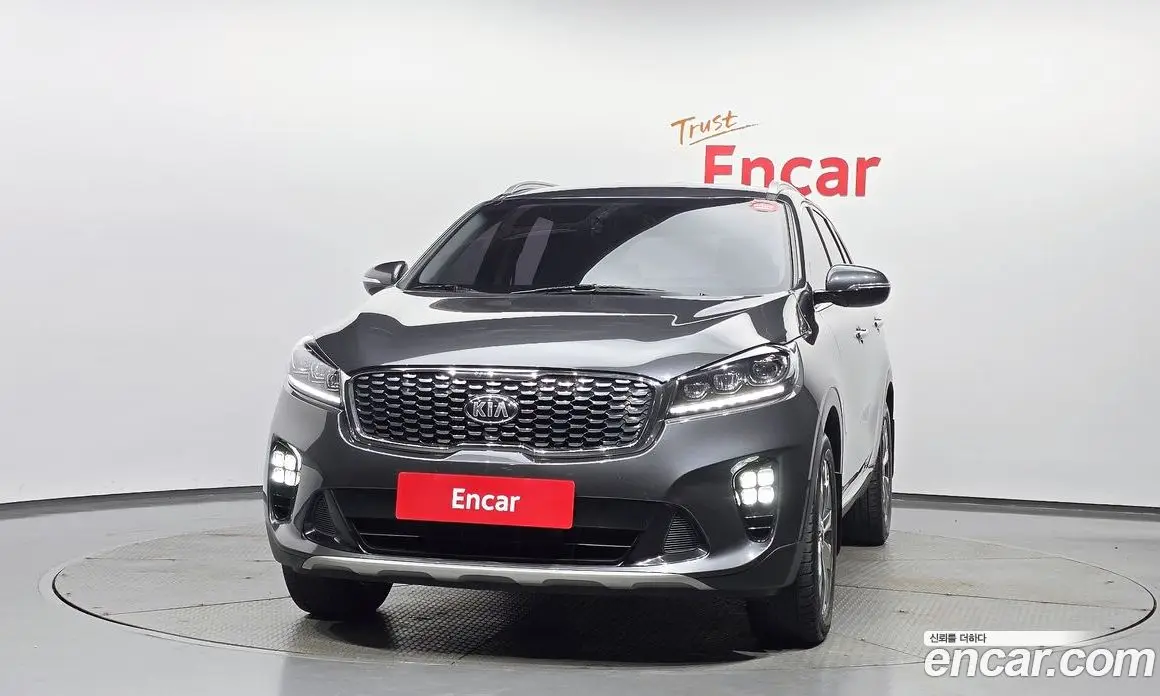 Kia Sorento 2018 2.2 автомат (гидро), фото 3 Kia Sorento 2018 2.2 автомат (гидро), фото 3