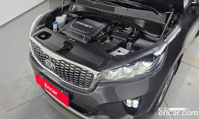 Kia Sorento 2018 2.2 автомат (гидро), миниатюра 6 Kia Sorento 2018 2.2 автомат (гидро), миниатюра 6