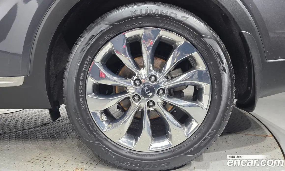 Kia Sorento 2018 2.2 автомат (гидро), фото 7 Kia Sorento 2018 2.2 автомат (гидро), фото 7