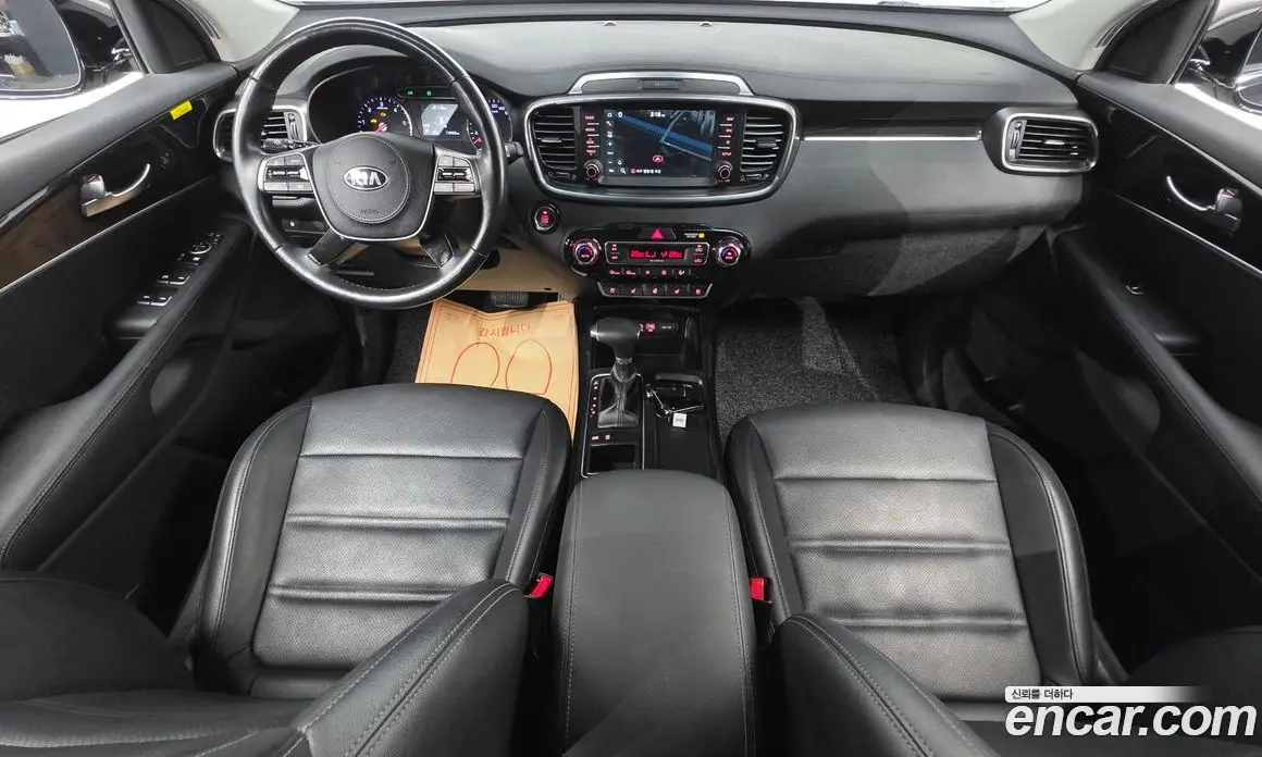 Kia Sorento 2018 2.2 автомат (гидро), фото 10 Kia Sorento 2018 2.2 автомат (гидро), фото 10