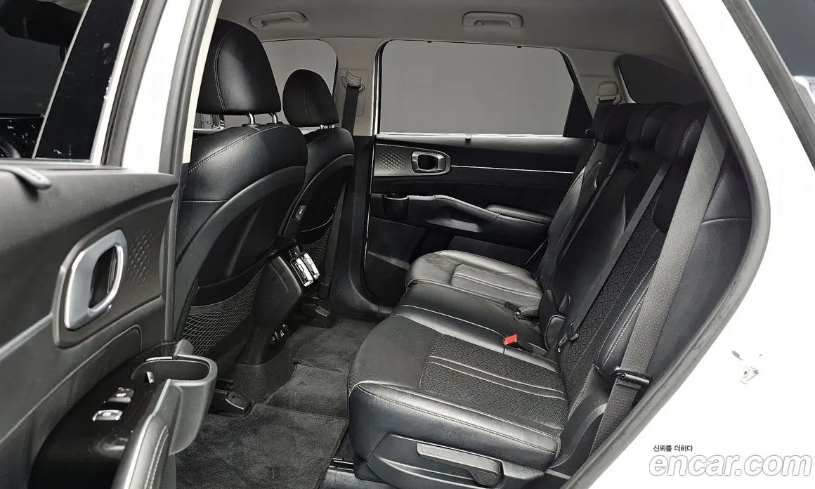 Kia Sorento 2021 2.2 автомат (гидро), фото 11 Kia Sorento 2021 2.2 автомат (гидро), фото 11