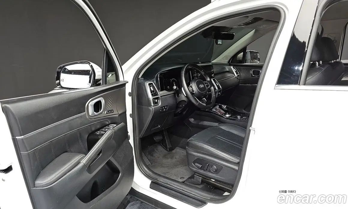 Kia Sorento 2021 2.2 автомат (гидро), фото 10 Kia Sorento 2021 2.2 автомат (гидро), фото 10