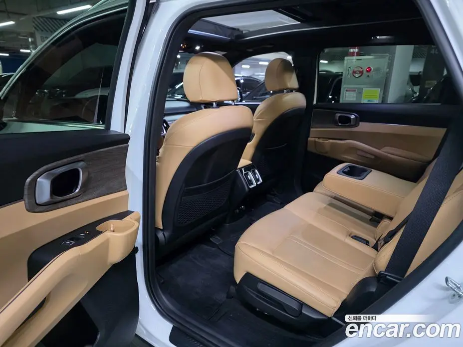 Kia Sorento 2022 1.6 автомат (гидро), фото 17