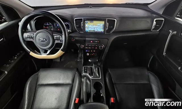 Kia Sportage 2016 1.7 автомат (гидро), миниатюра 10