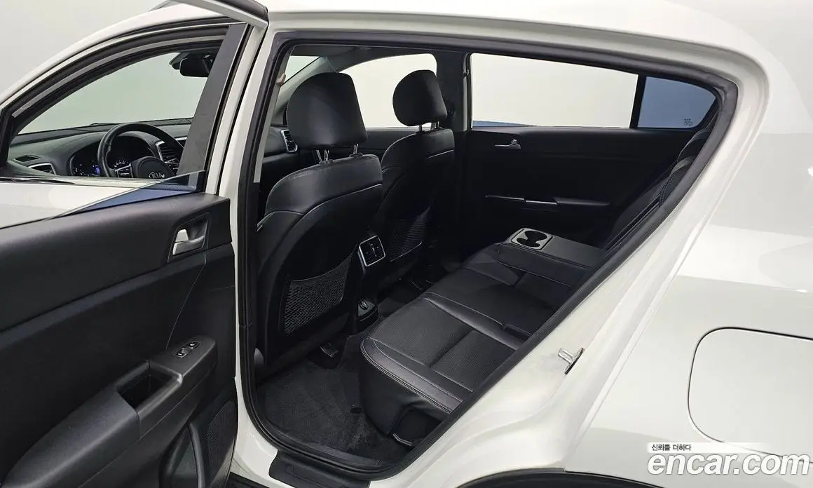 Kia Sportage 2018 2.0 автомат (гидро), фото 18